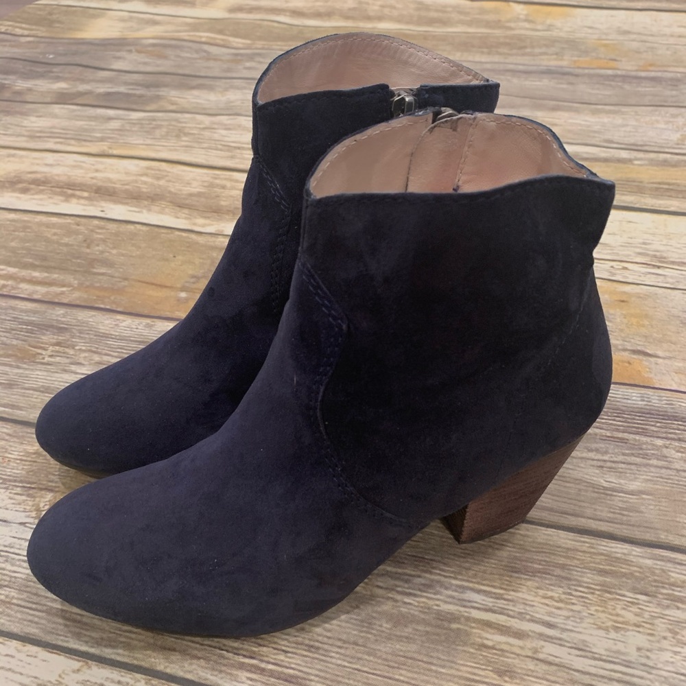 Boden Hoxten Suede Booties